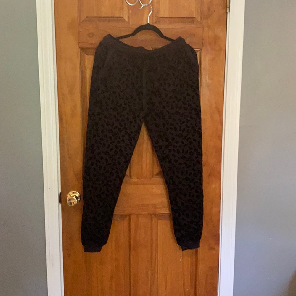 Leopard print joggers!!